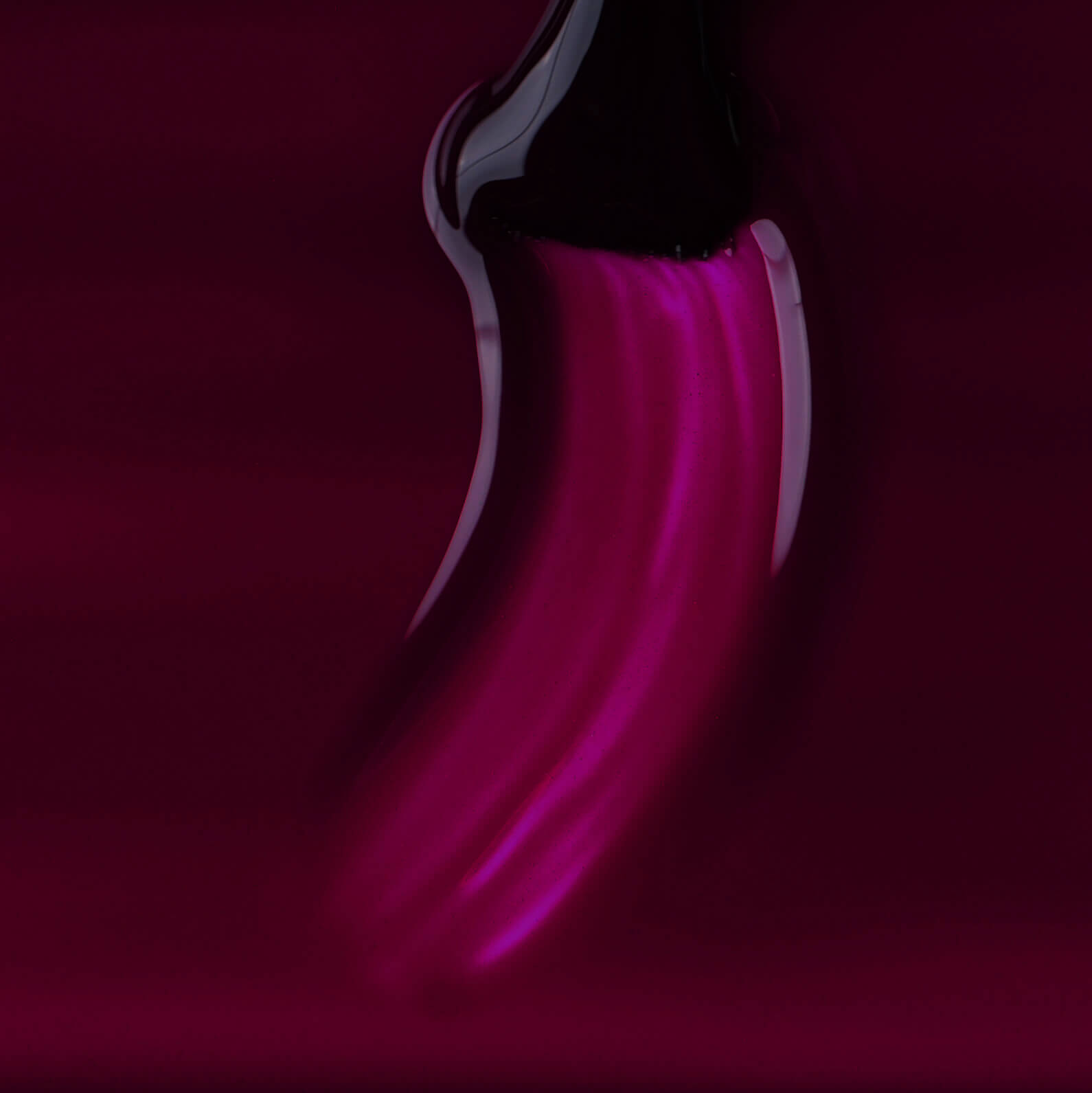 Gellak Deep Burgundy