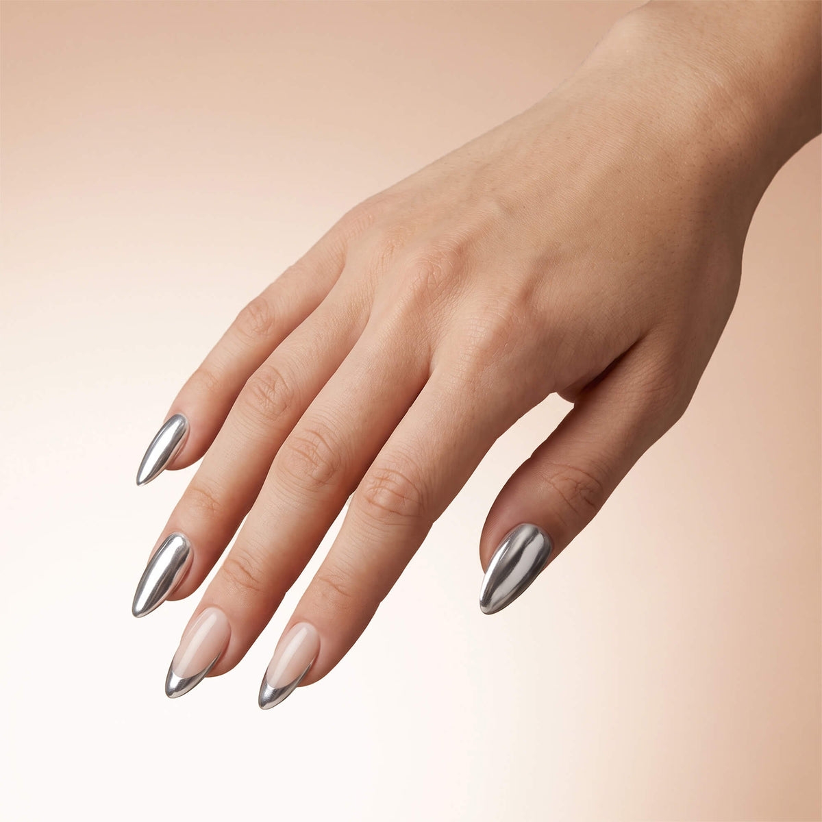3in1 Blackhole: De ideale kleur voor Chroom-Nagels!