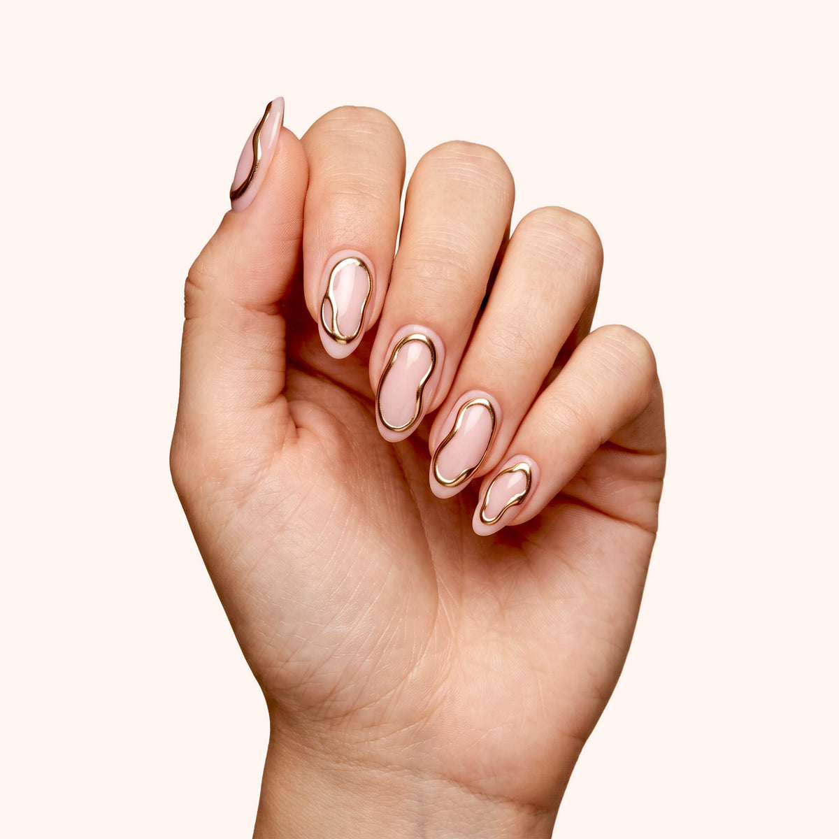3in1 Blackhole: De ideale kleur voor Chroom-Nagels!
